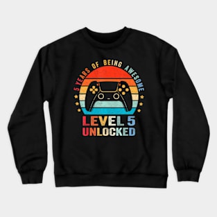 Level 5 Video 5th Birthday Crewneck Sweatshirt